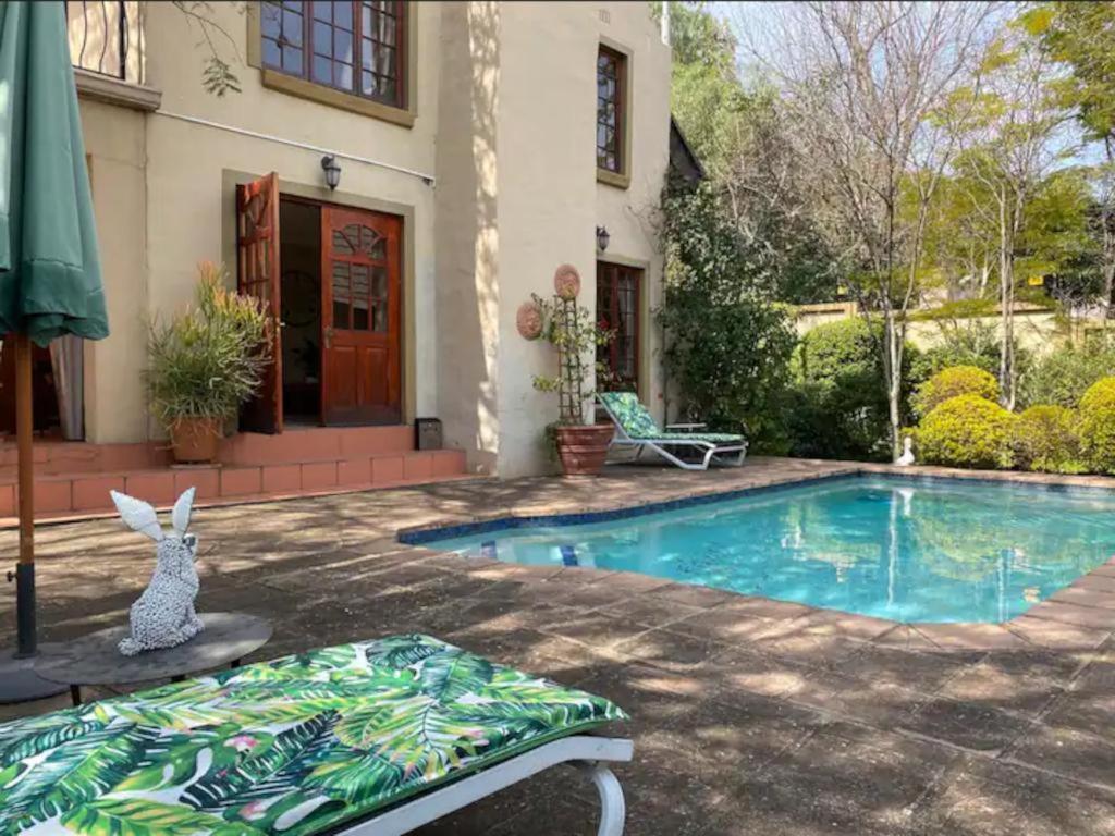 Tuscan Rose Johannesburg Exterior photo