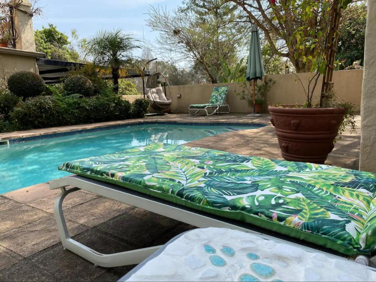 Tuscan Rose Johannesburg Exterior photo