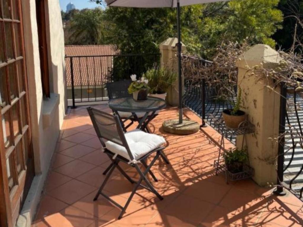 Tuscan Rose Johannesburg Exterior photo